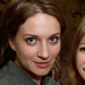 GANS image of young woman with daughter